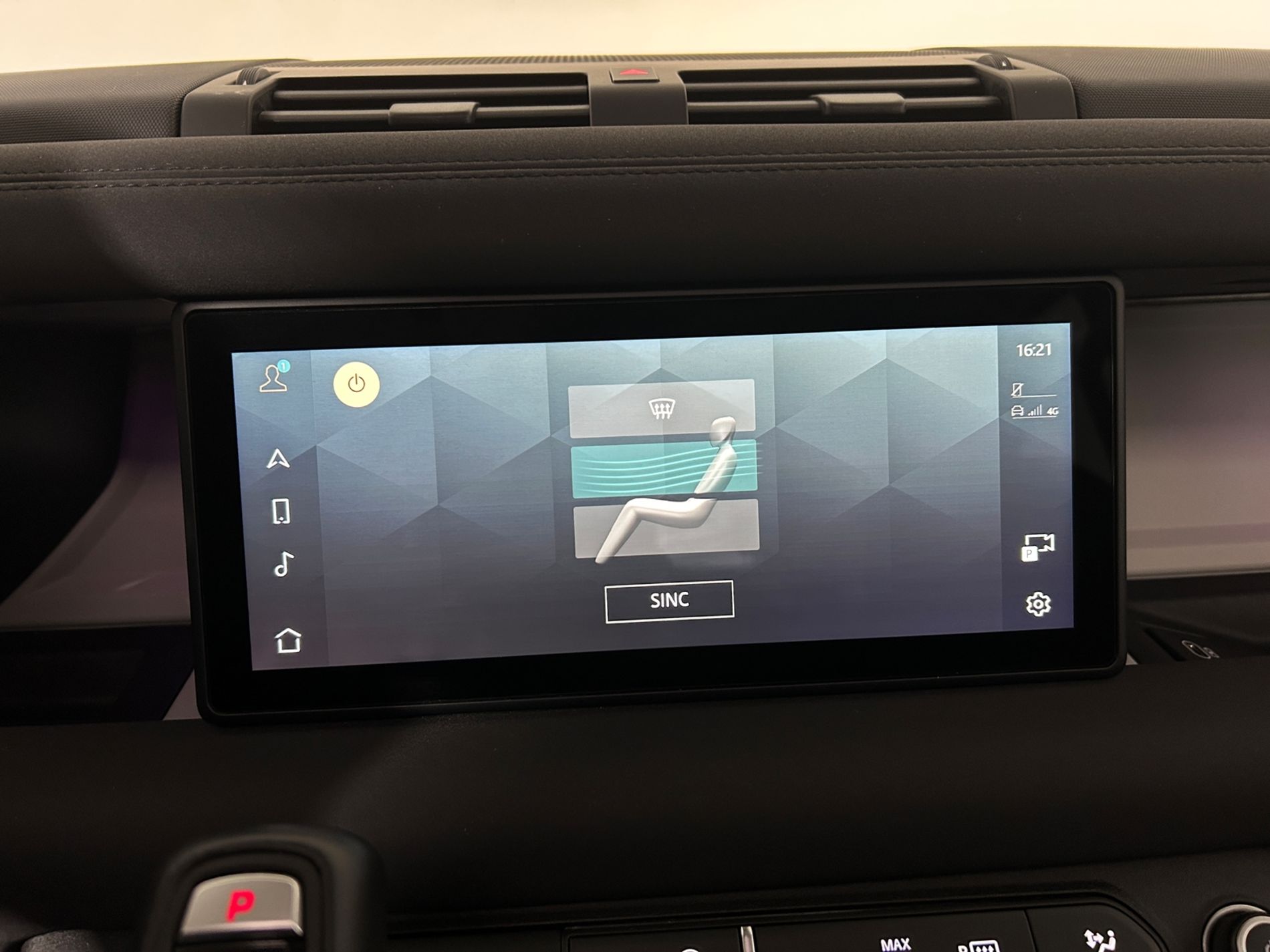 Defender 110 3.0d i6 mhev SE awd 200cv auto - Autoviemme